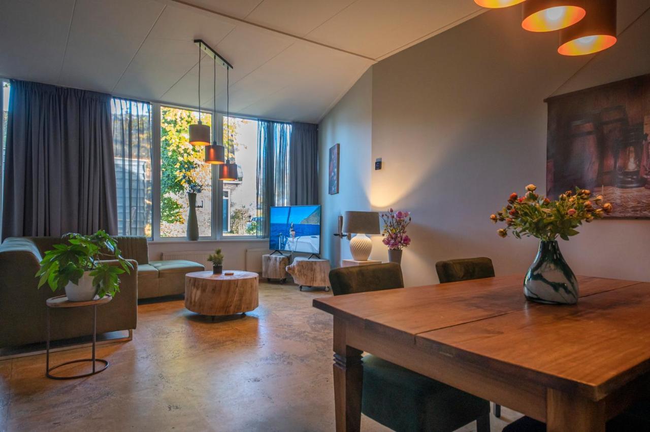C Brinkzicht Diever, genieten in het centrum Buitenkant foto