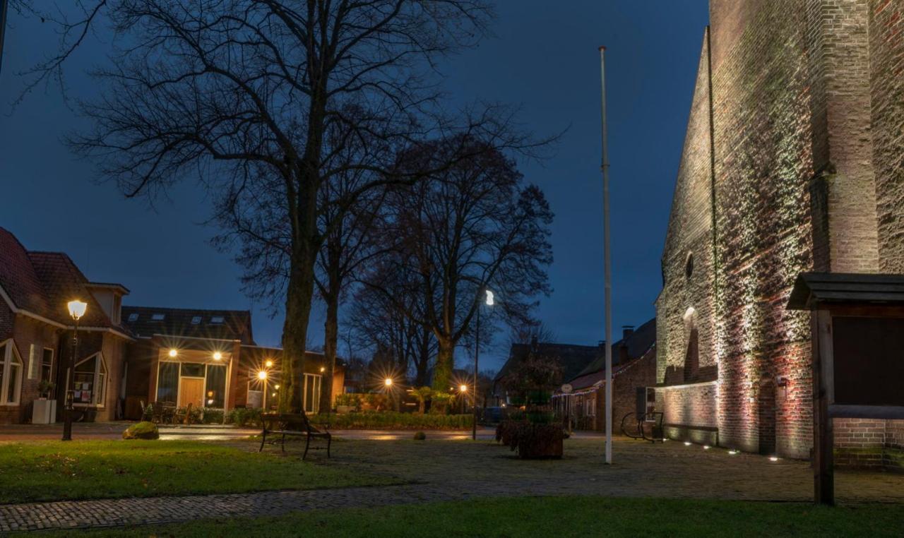 C Brinkzicht Diever, genieten in het centrum Buitenkant foto